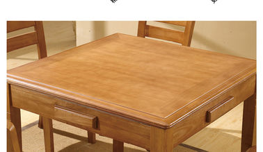 Tabla determinada de la perspectiva de los dados mágicos cuadrados de madera con la cámara ocultada dentro